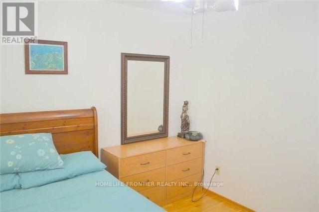 3538 Bannerhill Avenue, Mississauga, Ontario  L4X 1V1 - Photo 4 - W13490150