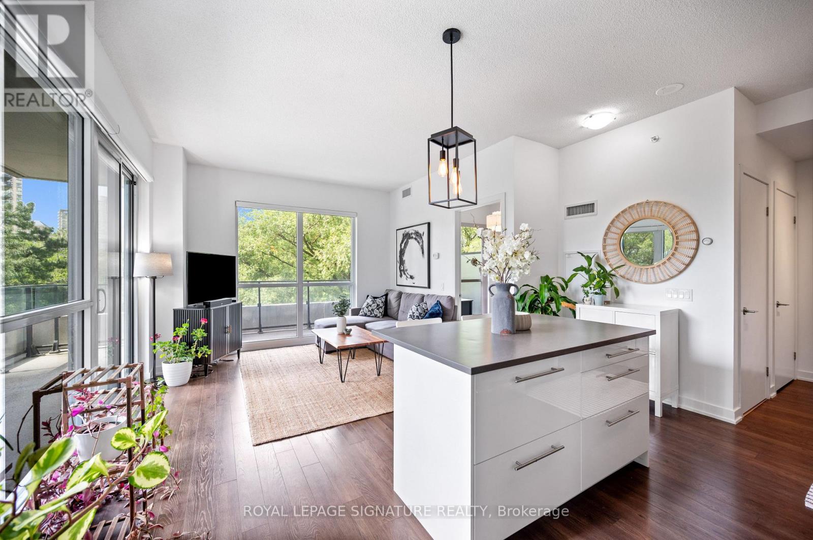 306 - 10 Park Lawn Road, Toronto, Ontario  M8V 0H9 - Photo 8 - W13490192