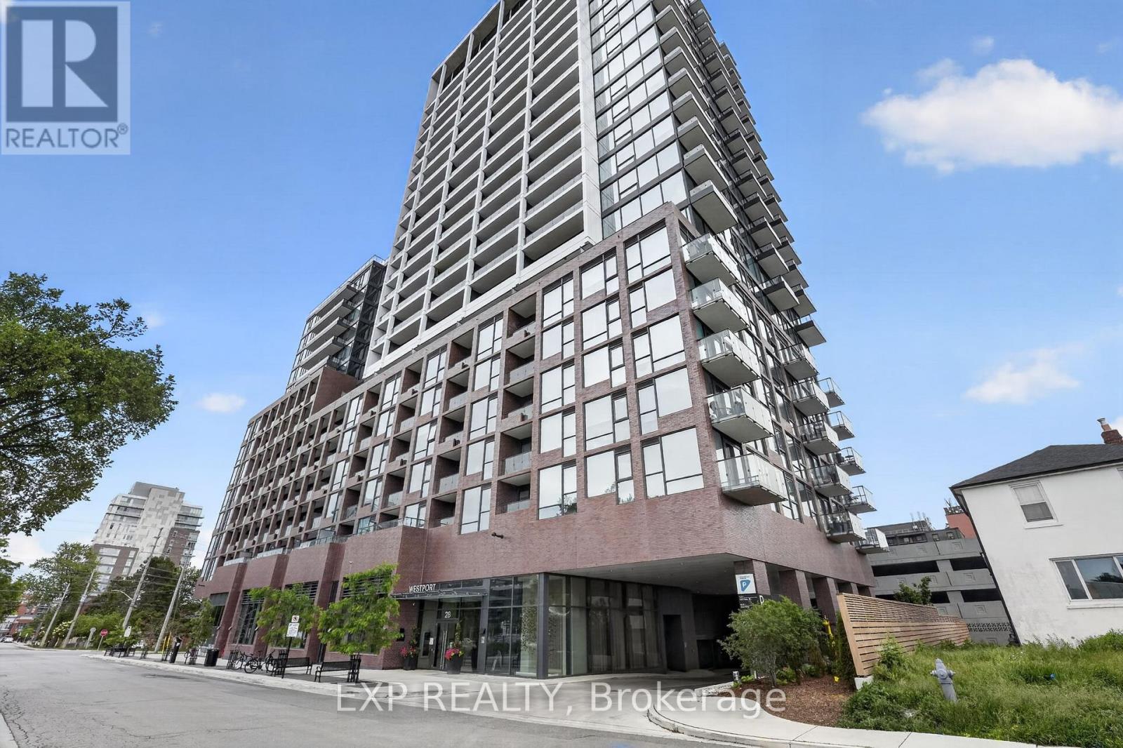 28 Ann Street, Mississauga, Ontario  L5G 3G1 - Photo 2 - W13490272