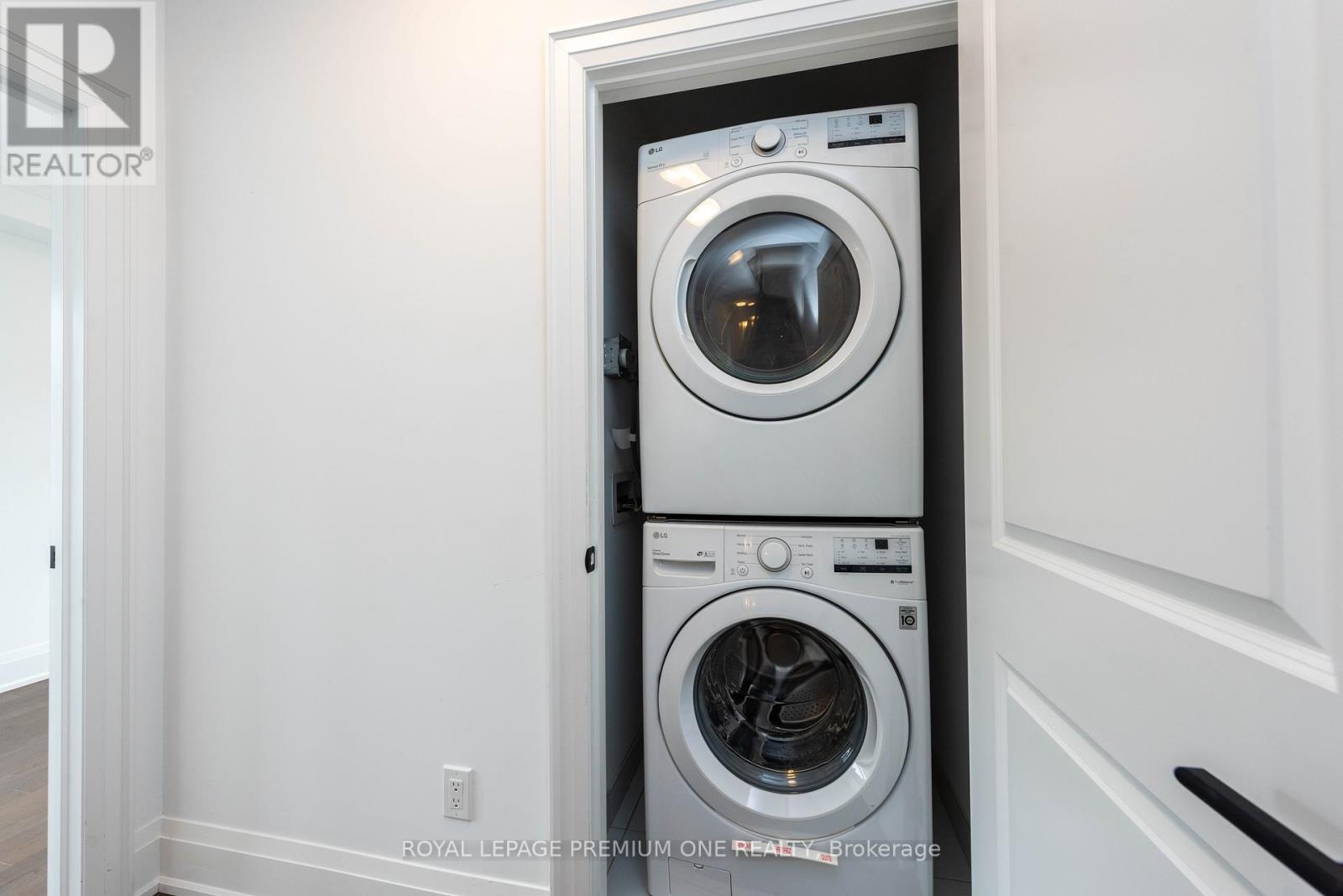 74 - 15 Lunar Crescent, Mississauga, Ontario  L5M 2R6 - Photo 11 - W13490308