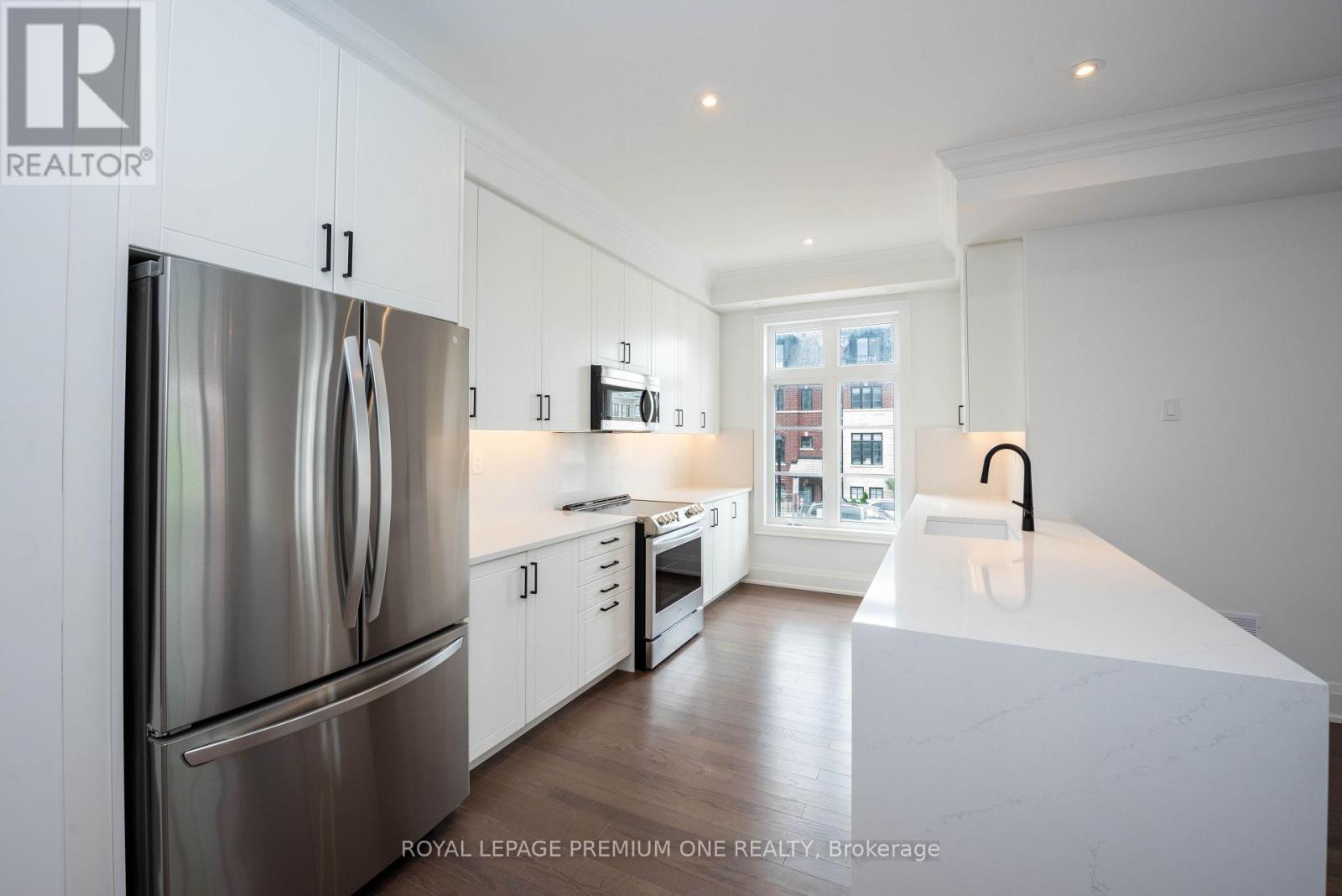 74 - 15 Lunar Crescent, Mississauga, Ontario  L5M 2R6 - Photo 5 - W13490308