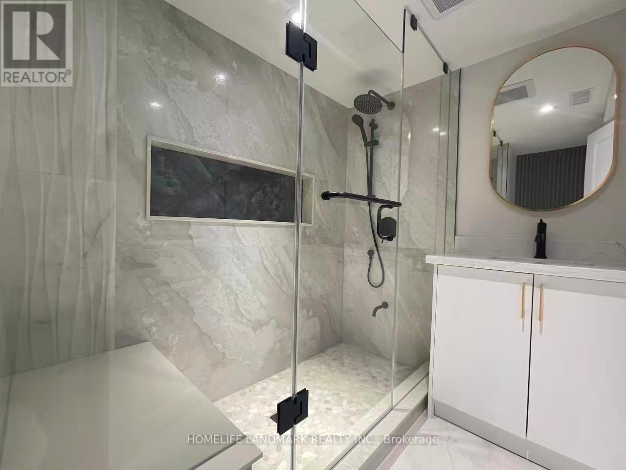Unit 4 - 17 Rosemeade Avenue, Toronto, Ontario  M8Y 3A2 - Photo 10 - W13490310
