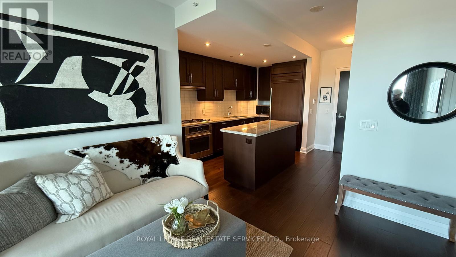 501 - 11 Bronte Road, Oakville, Ontario  L6L 0E1 - Photo 4 - W13490346