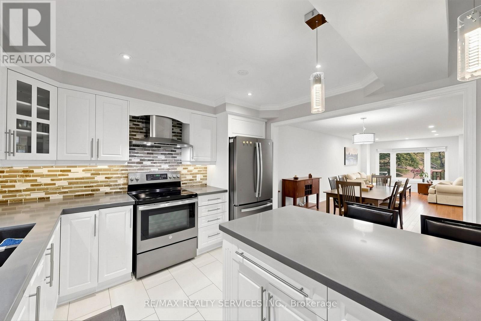 30 Mcgillivary Crescent, Brampton, Ontario  L6S 3P7 - Photo 14 - W13490350