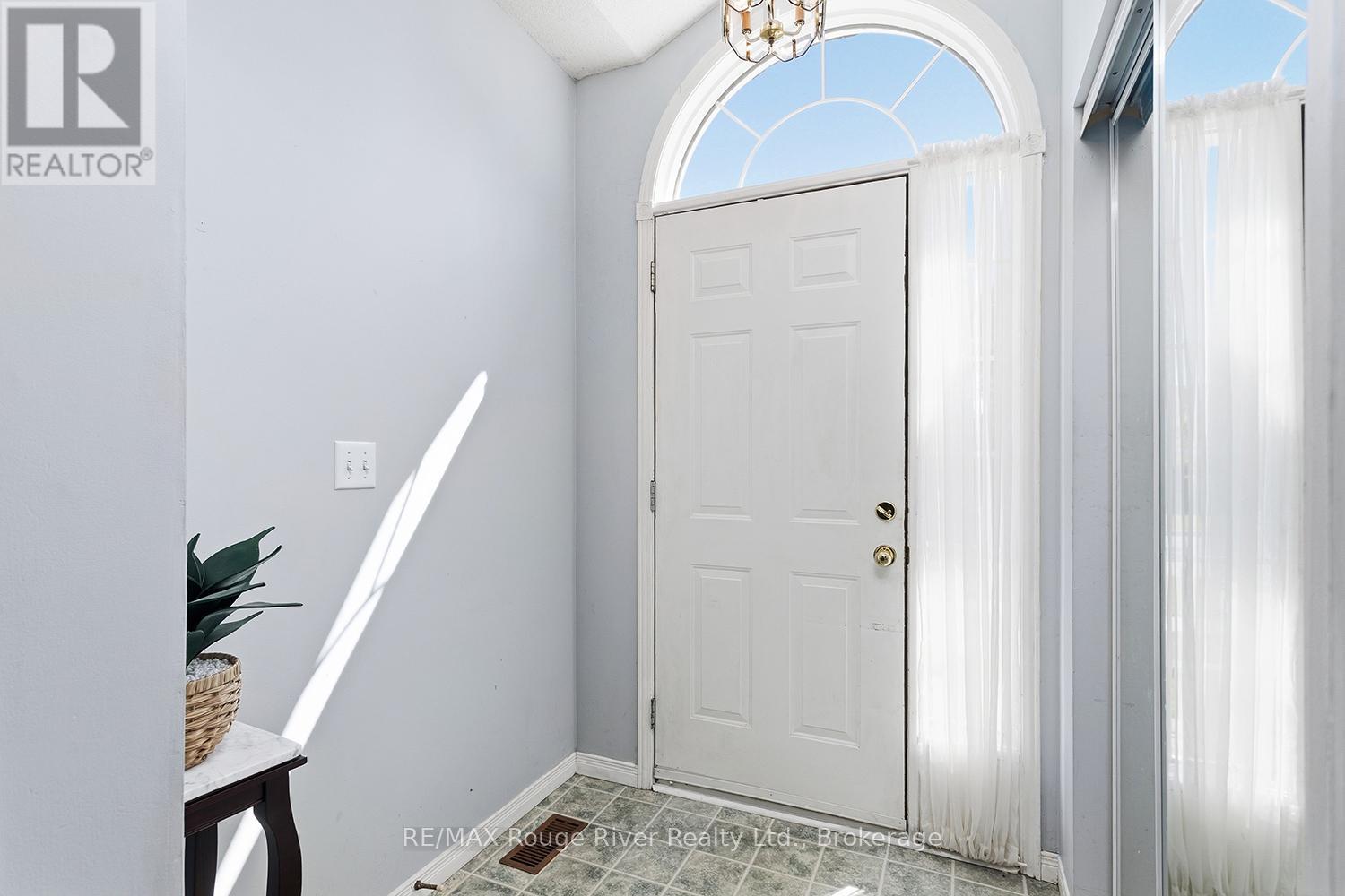 197 Carroll Crescent, Cobourg, Ontario  K9A 5P8 - Photo 4 - X13485650