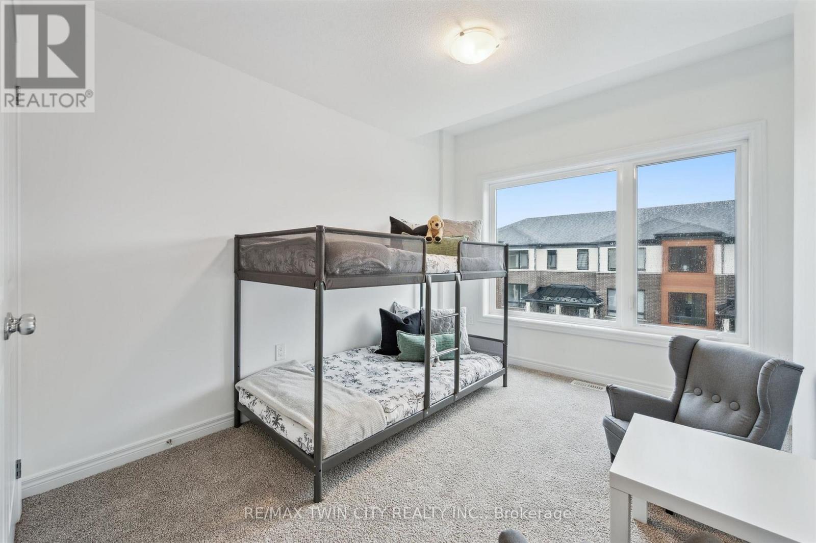 2 Sora Lane, Guelph, Ontario  N1E 0T4 - Photo 18 - X13490154