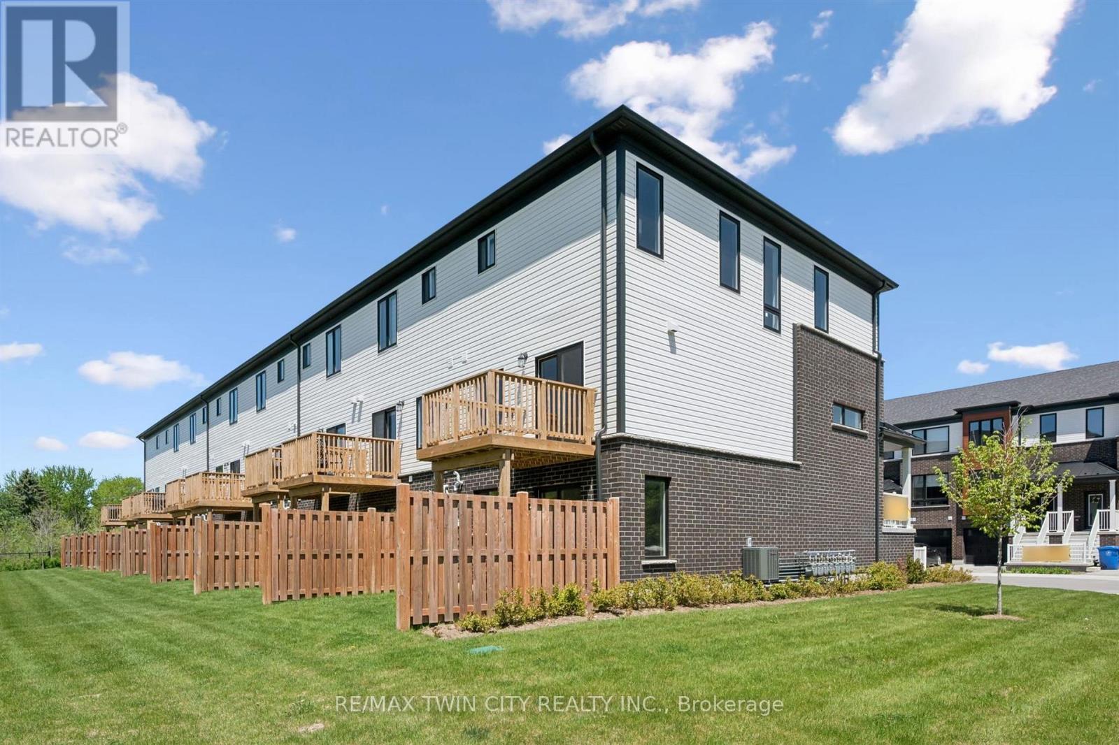 2 Sora Lane, Guelph, Ontario  N1E 0T4 - Photo 37 - X13490154