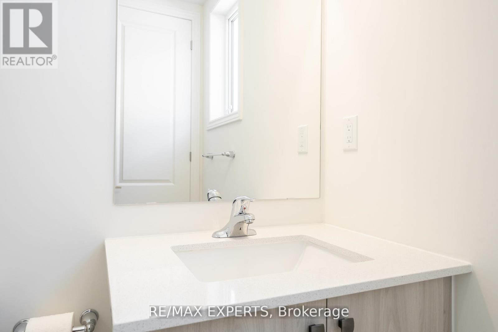 2nd Flr - 54 Debois Street, Kawartha Lakes, Ontario  K9V 0S5 - Photo 26 - X13490344