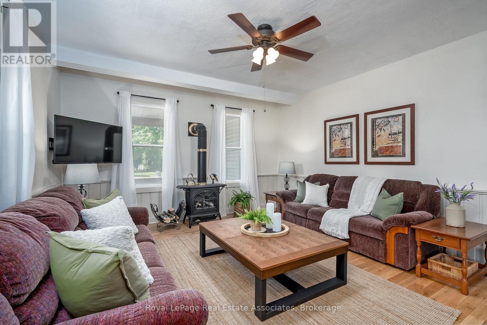 428 Line 2 Road, Niagara-On-The-Lake, Ontario  L0S 1J0 - Photo 12 - X13490434