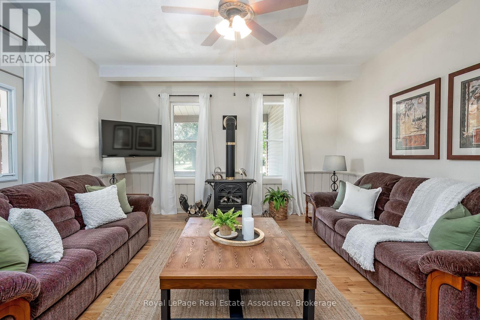 428 Line 2 Road, Niagara-On-The-Lake, Ontario  L0S 1J0 - Photo 13 - X13490434