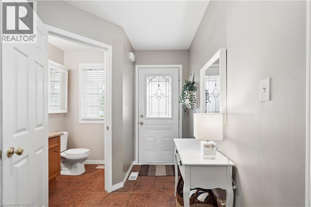 22 Sandcreek Lane, Guelph, Ontario  N1E 7K9 - Photo 7 - 40838893