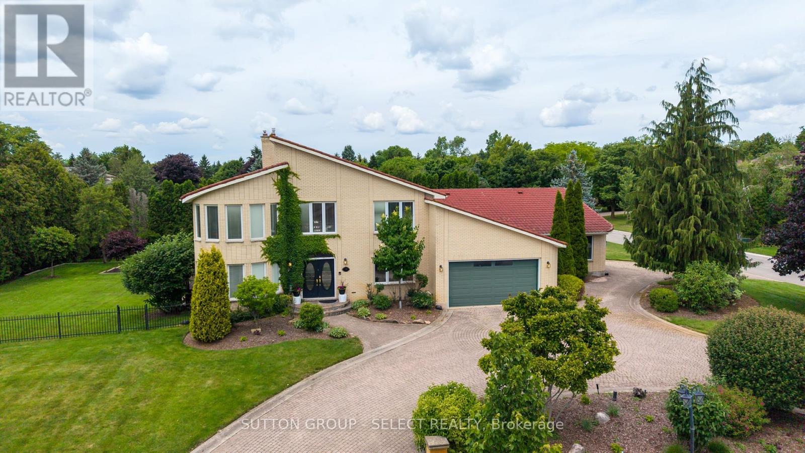 719 Franklinway Crescent, London North, Ontario  N6G 5C8 - Photo 1 - X13490448
