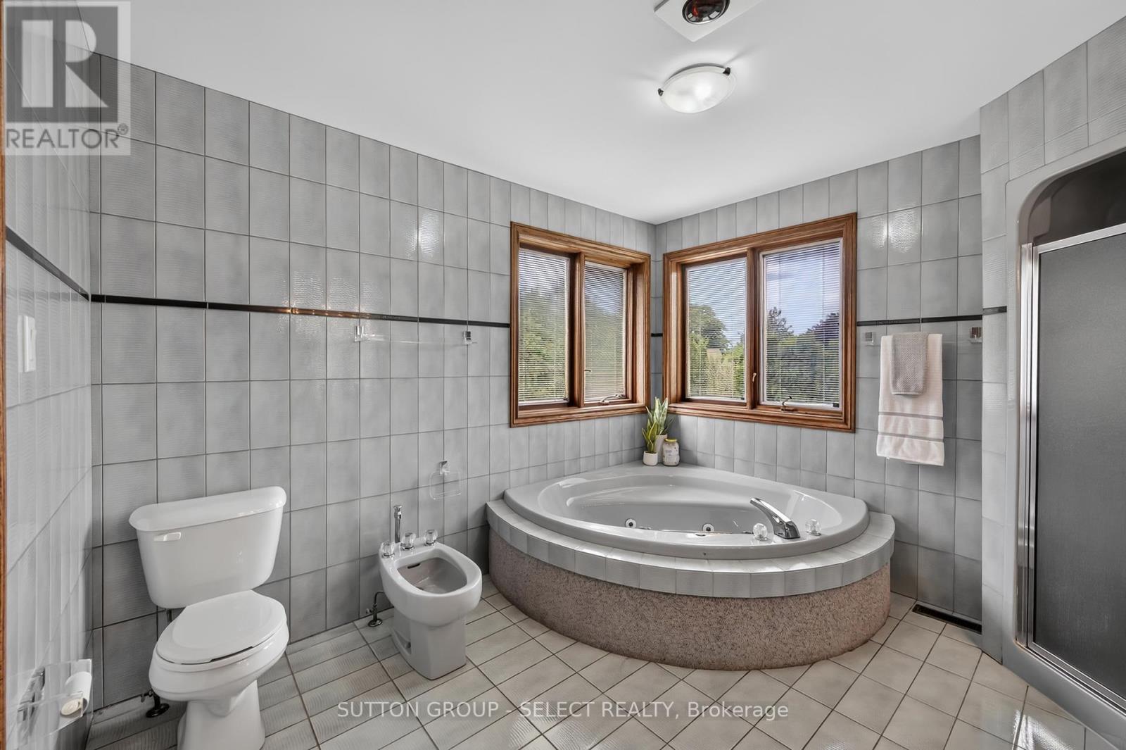 719 Franklinway Crescent, London North, Ontario  N6G 5C8 - Photo 28 - X13490448