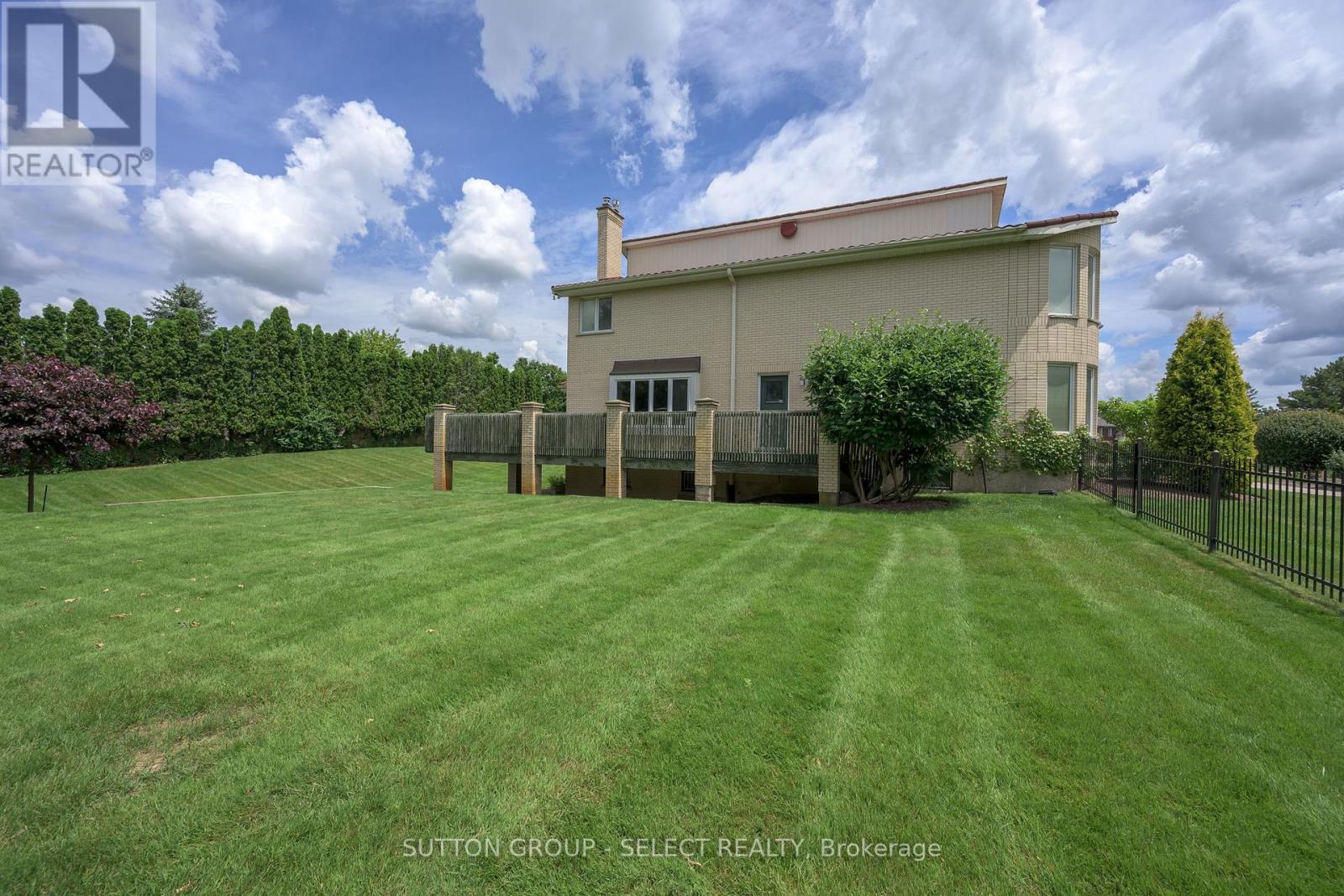 719 Franklinway Crescent, London North, Ontario  N6G 5C8 - Photo 48 - X13490448
