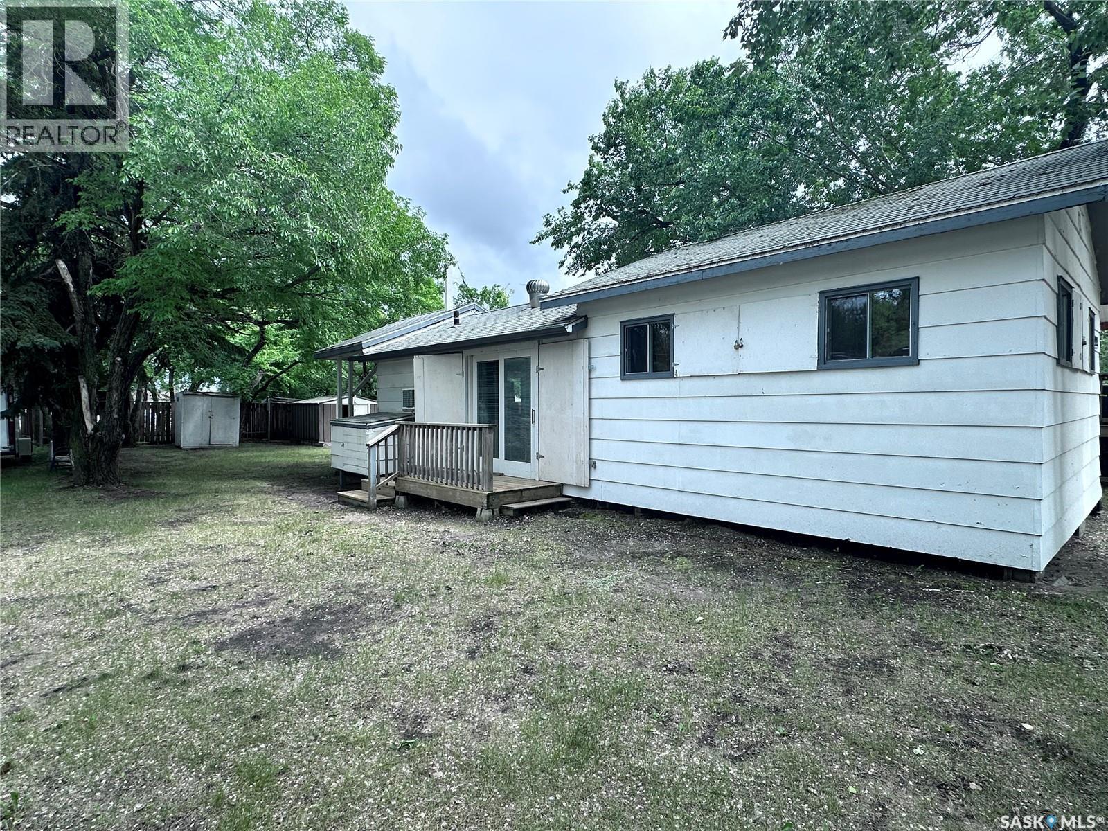 921 Joseph Crescent, Cochin, Saskatchewan  S0M 0L0 - Photo 11 - SK040713