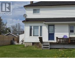 95 Yawkey Ave, Marathon, Ontario