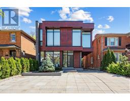 5 BRAEMAR AVENUE, Toronto, Ontario
