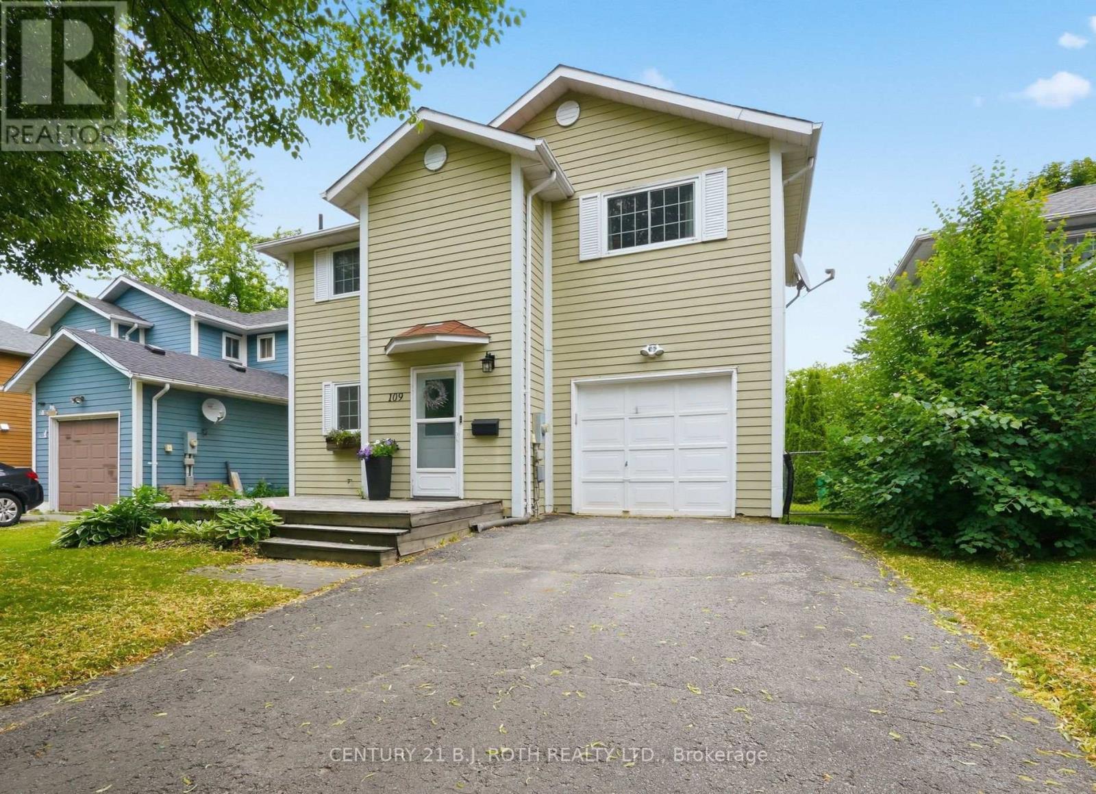 109 Elizabeth Street, Barrie, Ontario  L4N 6P2 - Photo 44 - S13171344