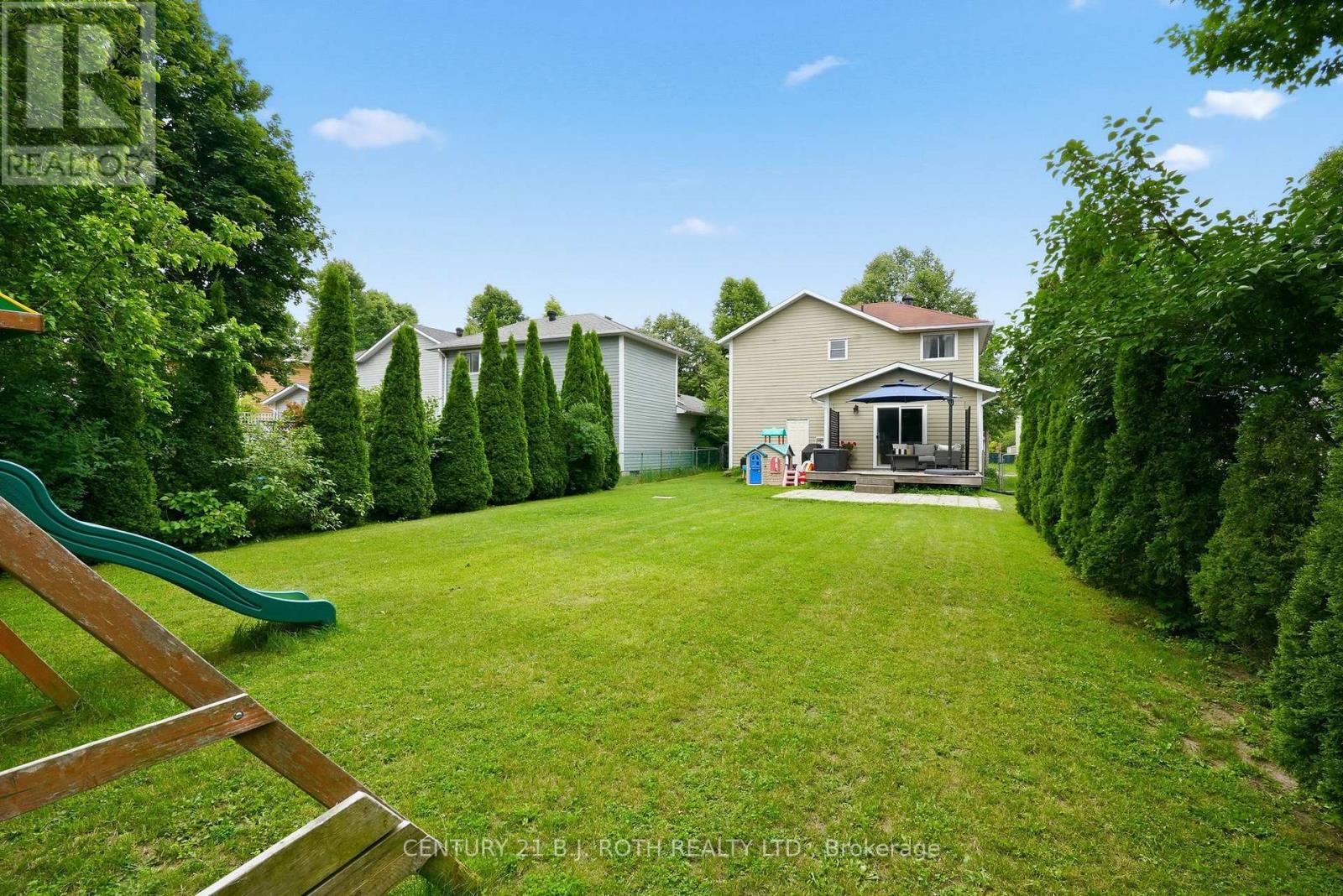 109 Elizabeth Street, Barrie, Ontario  L4N 6P2 - Photo 40 - S13171344