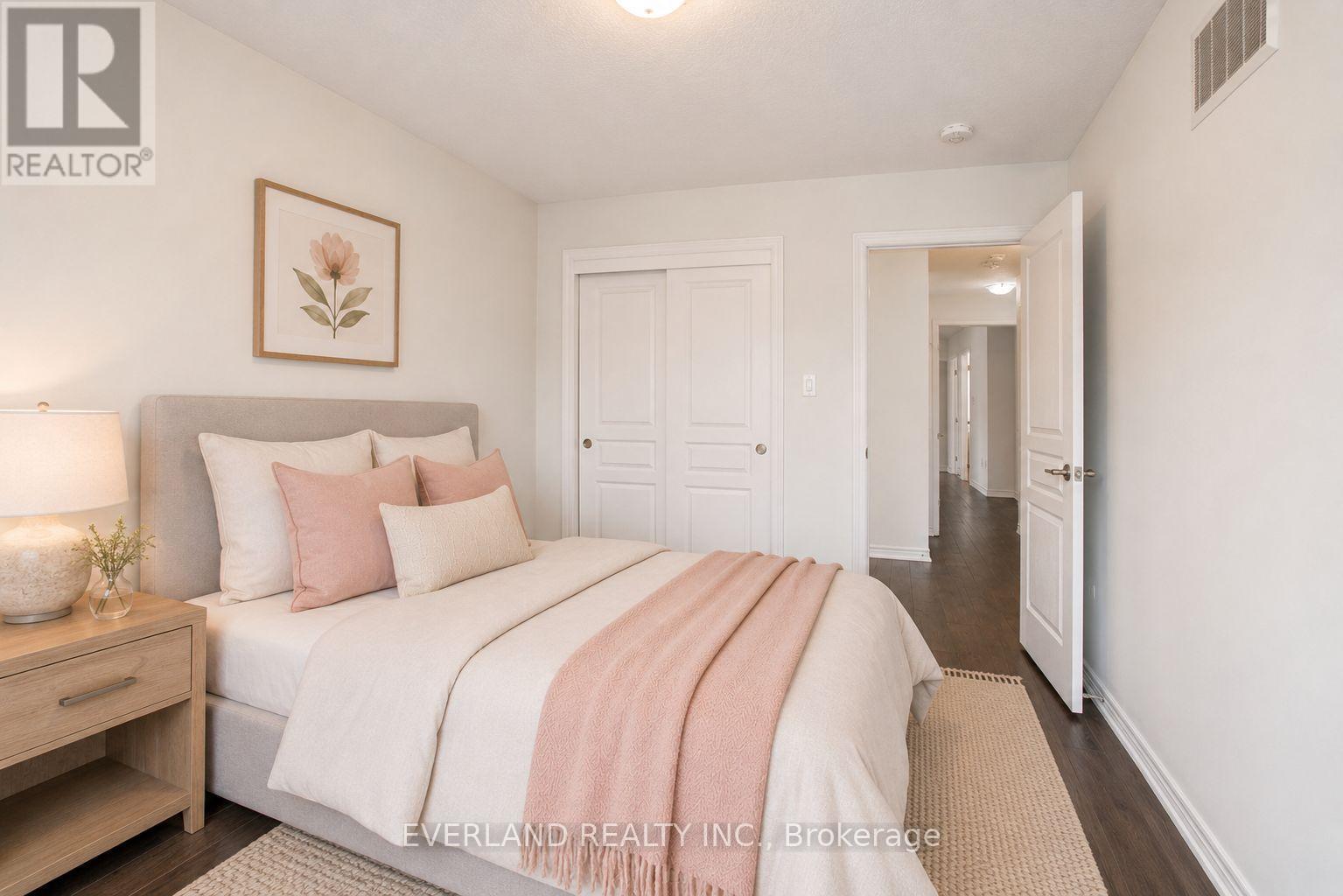 372 Threshing Mill Boulevard, Oakville, Ontario  L6H 0P6 - Photo 18 - W13481744