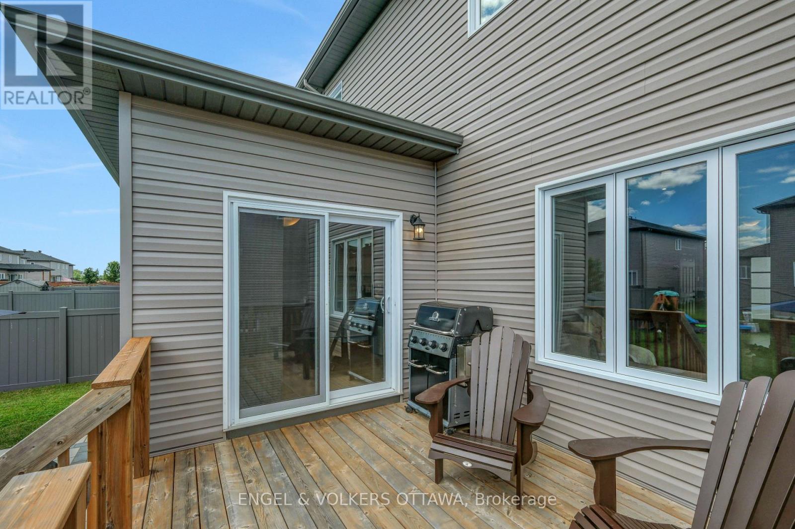 325 Moonlight Drive, Russell, Ontario  K4R 0L1 - Photo 47 - X13490254