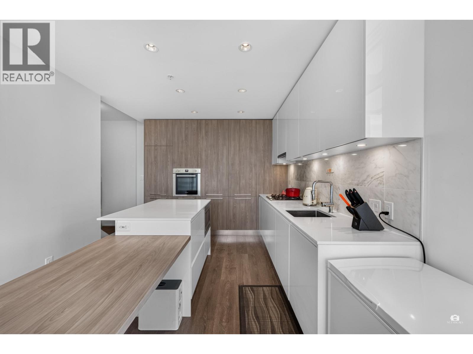 3709 1955 Alpha Way, Burnaby, British Columbia  V5C 0K6 - Photo 13 - R3140008