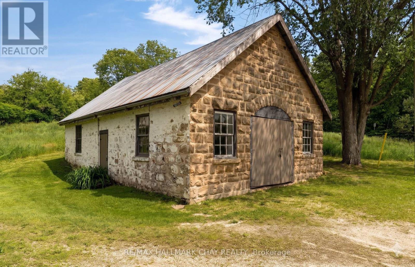 8997 COUNTY ROAD 9, Clearview, Ontario