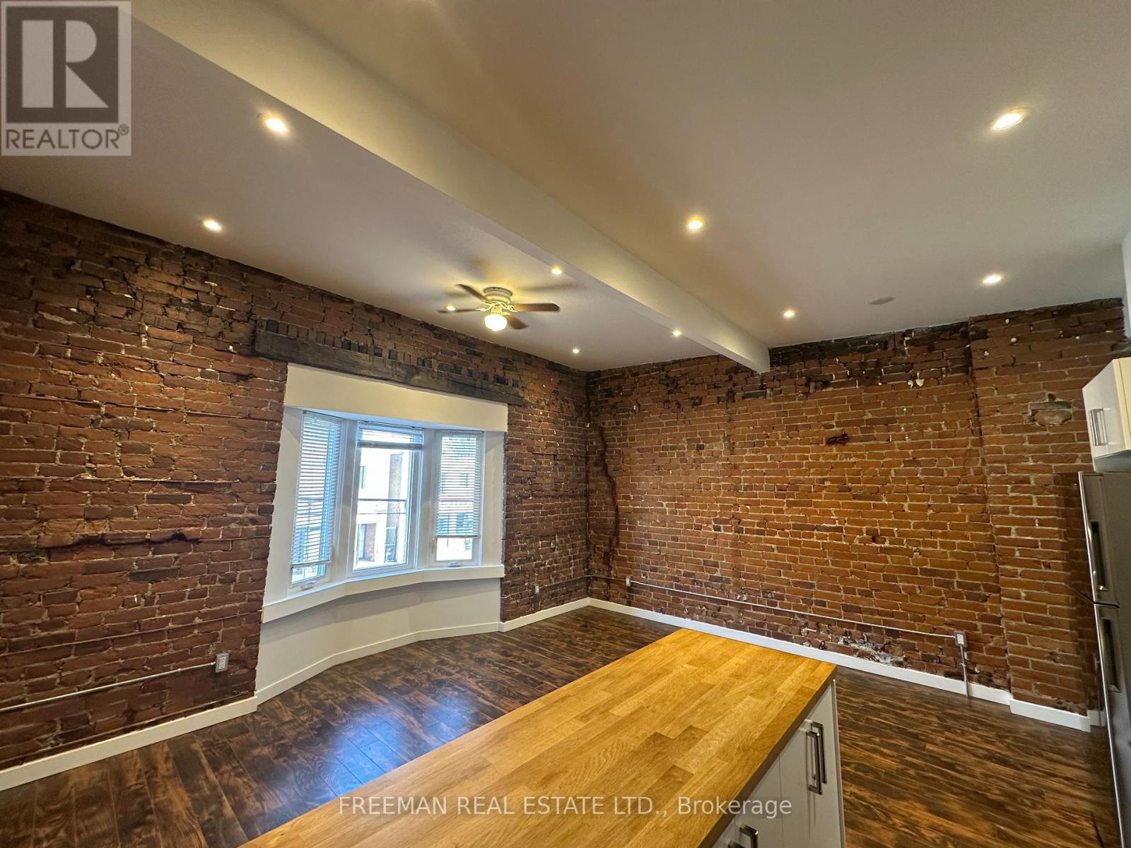 2nd Flr - 1190 Weston Road, Toronto, Ontario  M6M 4P4 - Photo 4 - W13466956