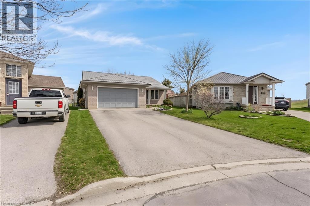 15 Erin Court, Aylmer, Ontario  N5H 3G6 - Photo 2 - 40806860