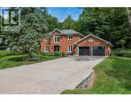 12 IDLEWOOD DRIVE, Springwater, Ontario