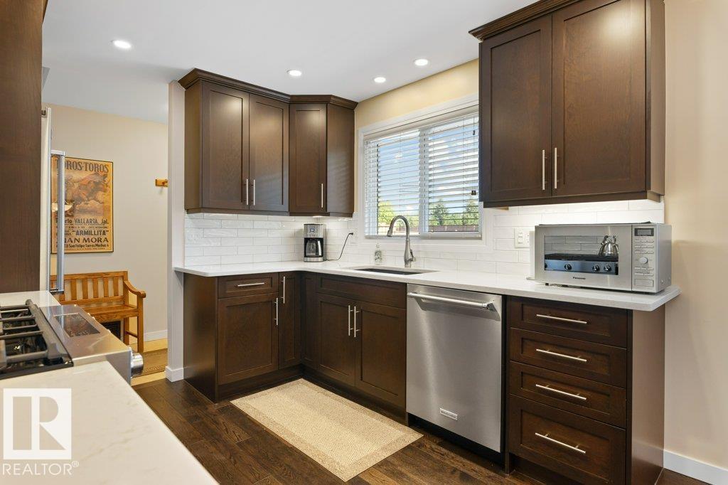 15621 79a Av NW, Edmonton, Alberta  T5R 3H6 - Photo 9 - E4495683