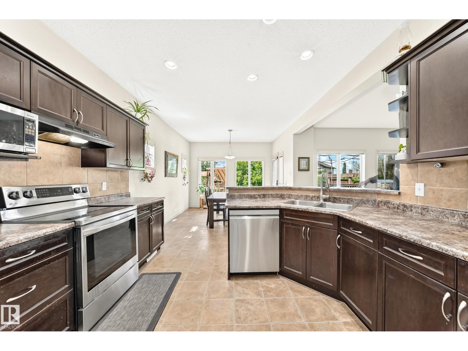 312 Crimson Dr, Sherwood Park, Alberta  T8H 0L5 - Photo 14 - E4495684