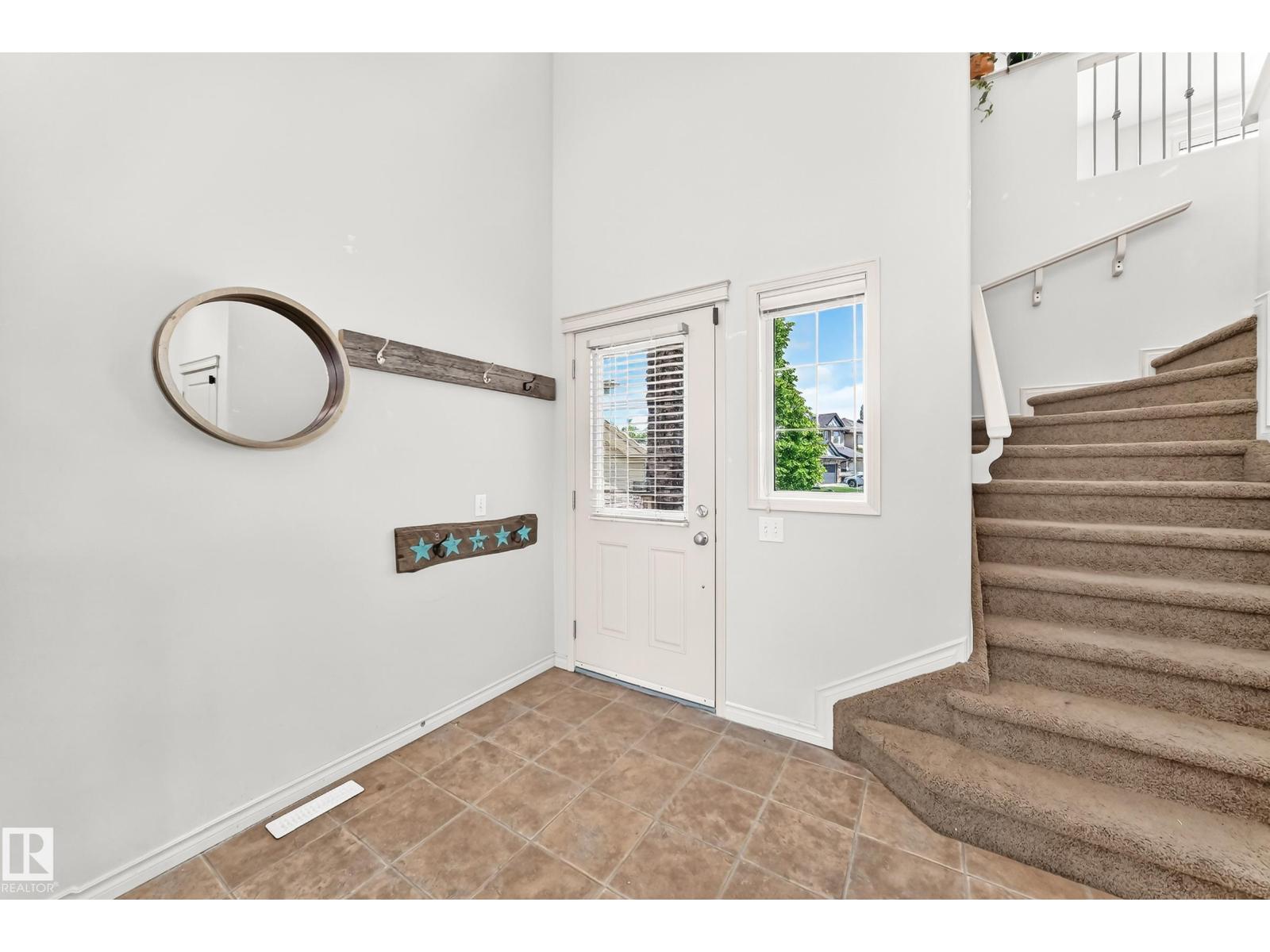 312 Crimson Dr, Sherwood Park, Alberta  T8H 0L5 - Photo 4 - E4495684