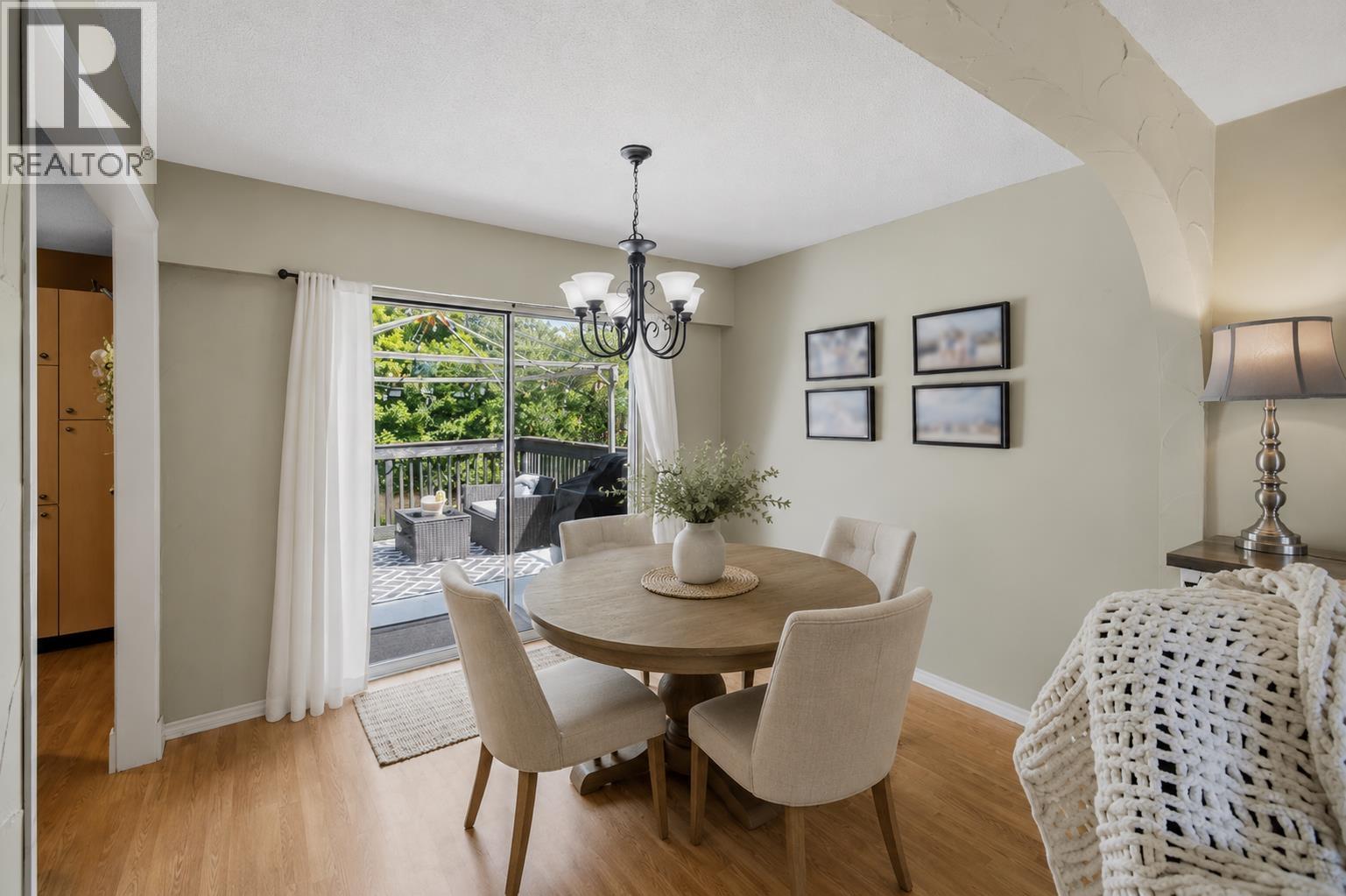 2413 Scott Place, Port Coquitlam, British Columbia  V3B 2E6 - Photo 6 - R3139811