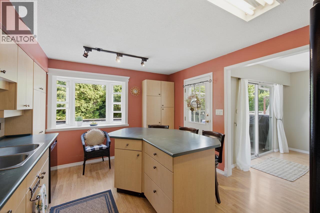 2413 Scott Place, Port Coquitlam, British Columbia  V3B 2E6 - Photo 10 - R3139811
