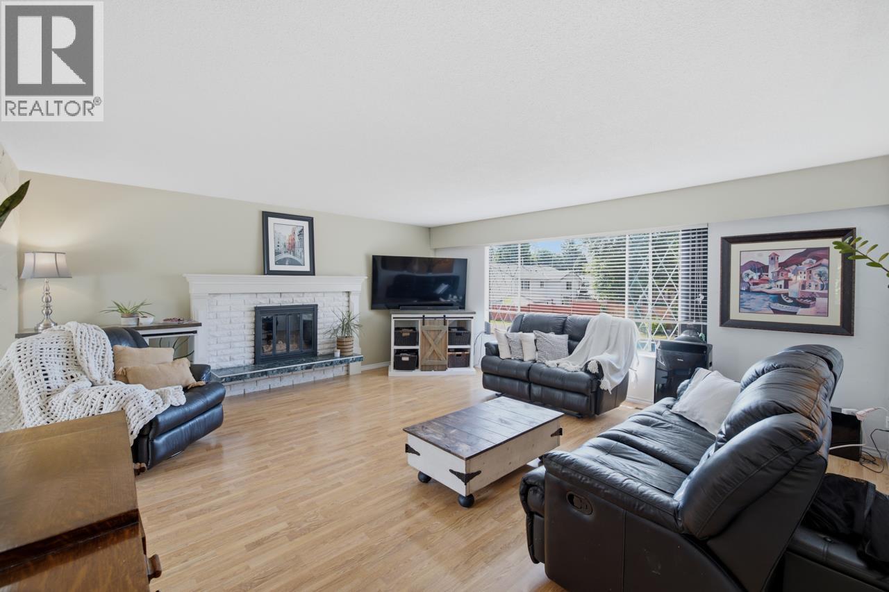 2413 Scott Place, Port Coquitlam, British Columbia  V3B 2E6 - Photo 3 - R3139811