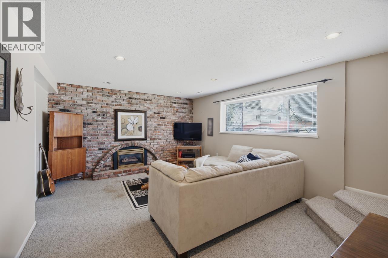 2413 Scott Place, Port Coquitlam, British Columbia  V3B 2E6 - Photo 17 - R3139811