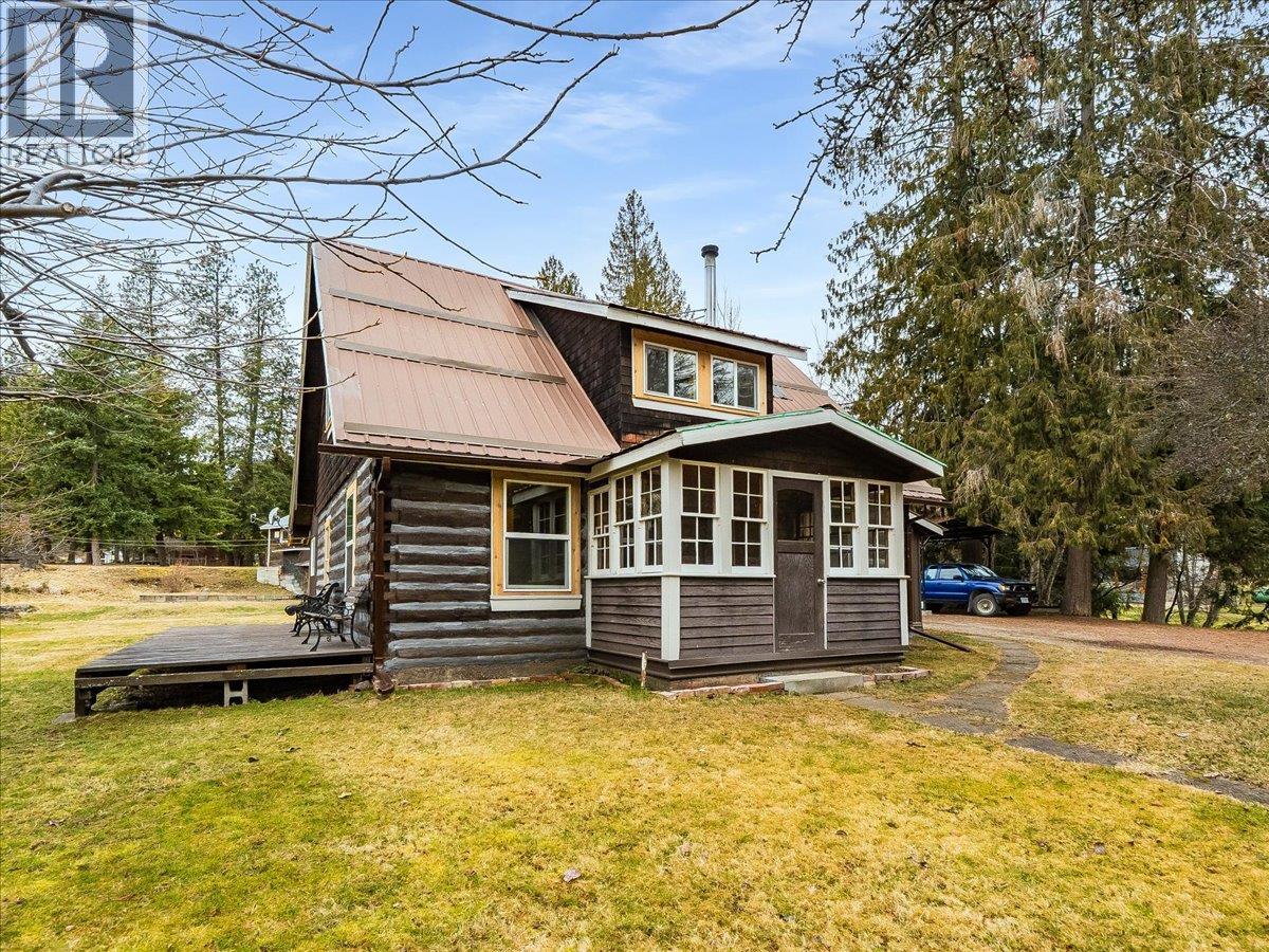 7515 Broadwater Road, Deer Park, British Columbia  V1N 4V8 - Photo 6 - 10379500