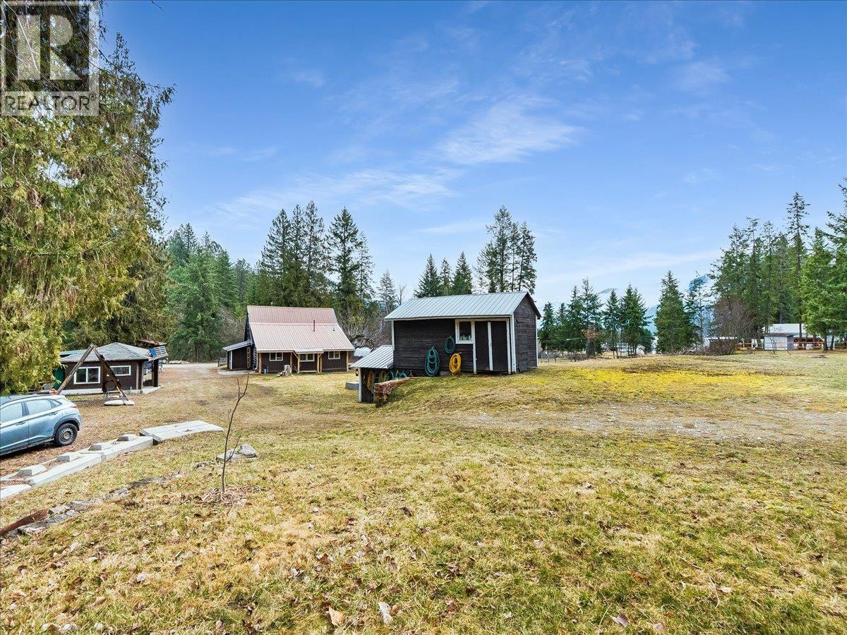 7515 Broadwater Road, Deer Park, British Columbia  V1N 4V8 - Photo 54 - 10379500