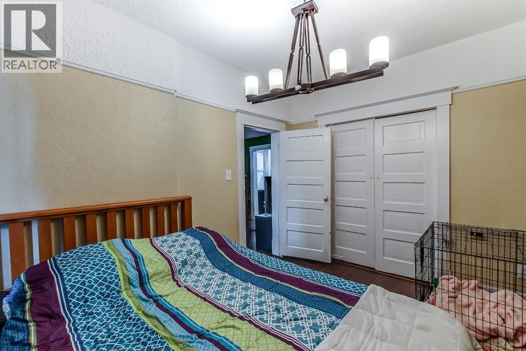 127a 2nd Street NE, Medicine Hat, Alberta  T1A 5L1 - Photo 6 - A2323750