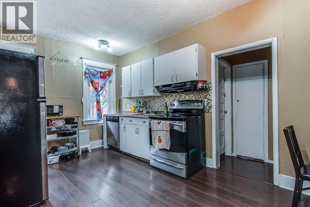 127a 2nd Street NE, Medicine Hat, Alberta  T1A 5L1 - Photo 8 - A2323750