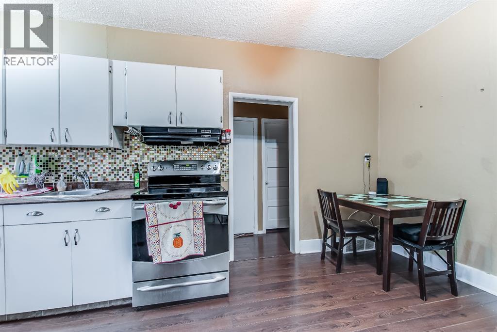 127a 2nd Street NE, Medicine Hat, Alberta  T1A 5L1 - Photo 10 - A2323750