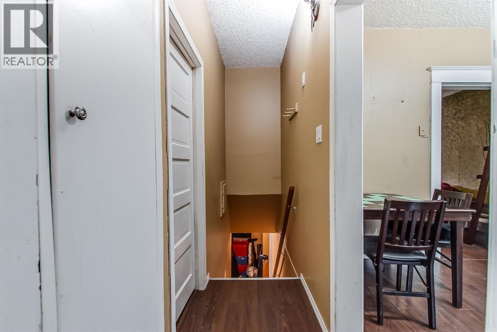 127a 2nd Street NE, Medicine Hat, Alberta  T1A 5L1 - Photo 11 - A2323750