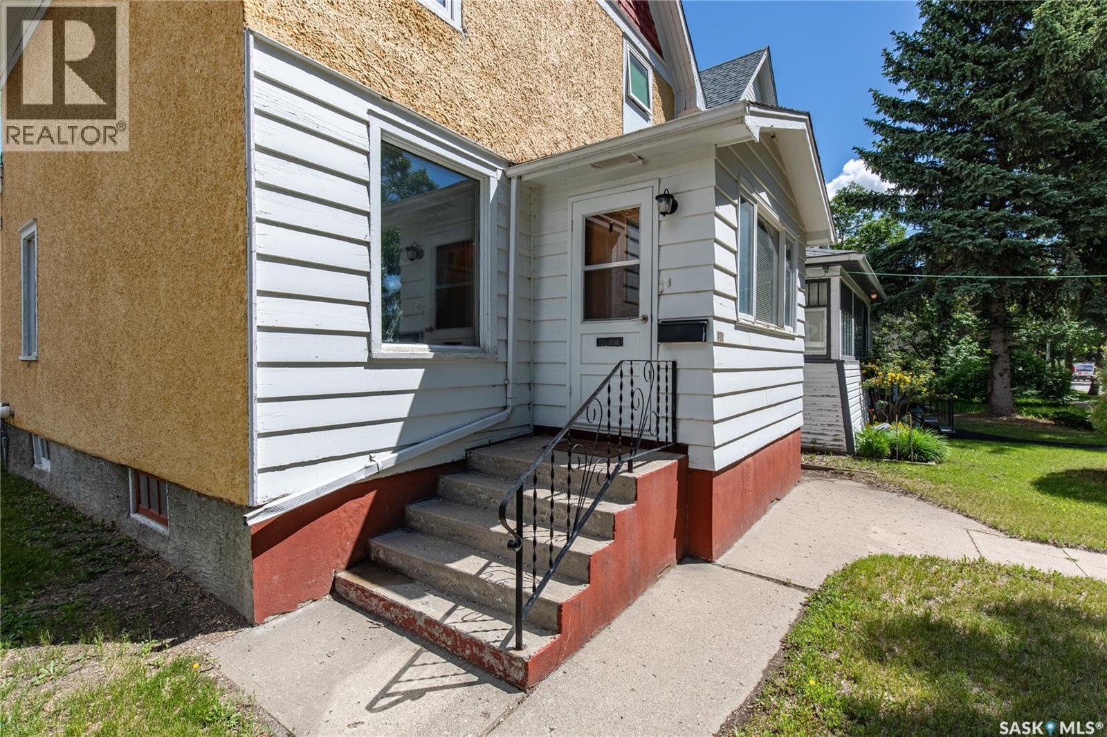 430 Duffield Street W, Moose Jaw, Saskatchewan  S6H 5H8 - Photo 3 - SK040723