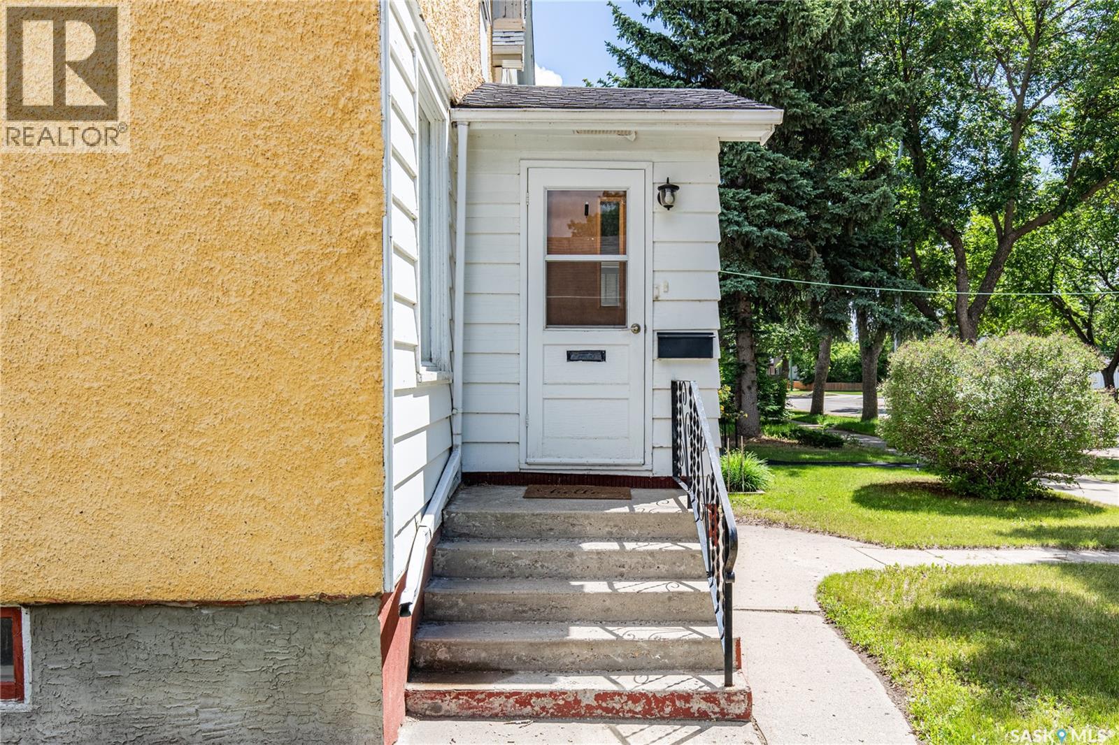 430 Duffield Street W, Moose Jaw, Saskatchewan  S6H 5H8 - Photo 4 - SK040723