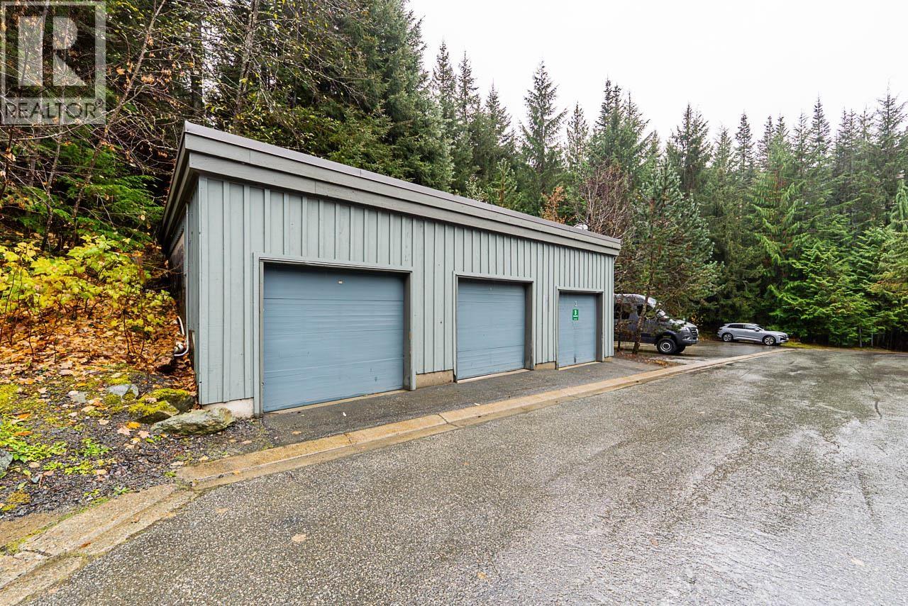 5 2240 Nordic Drive Drive, Whistler, British Columbia  V8E 0P3 - Photo 5 - R3139569