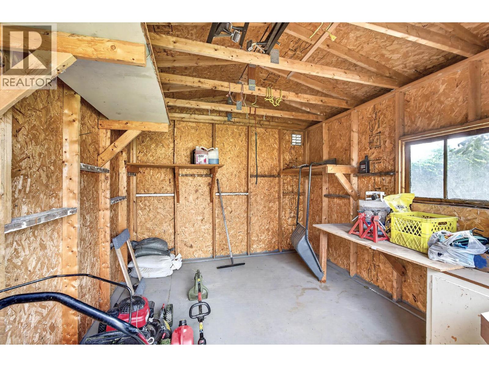 Listing image 52