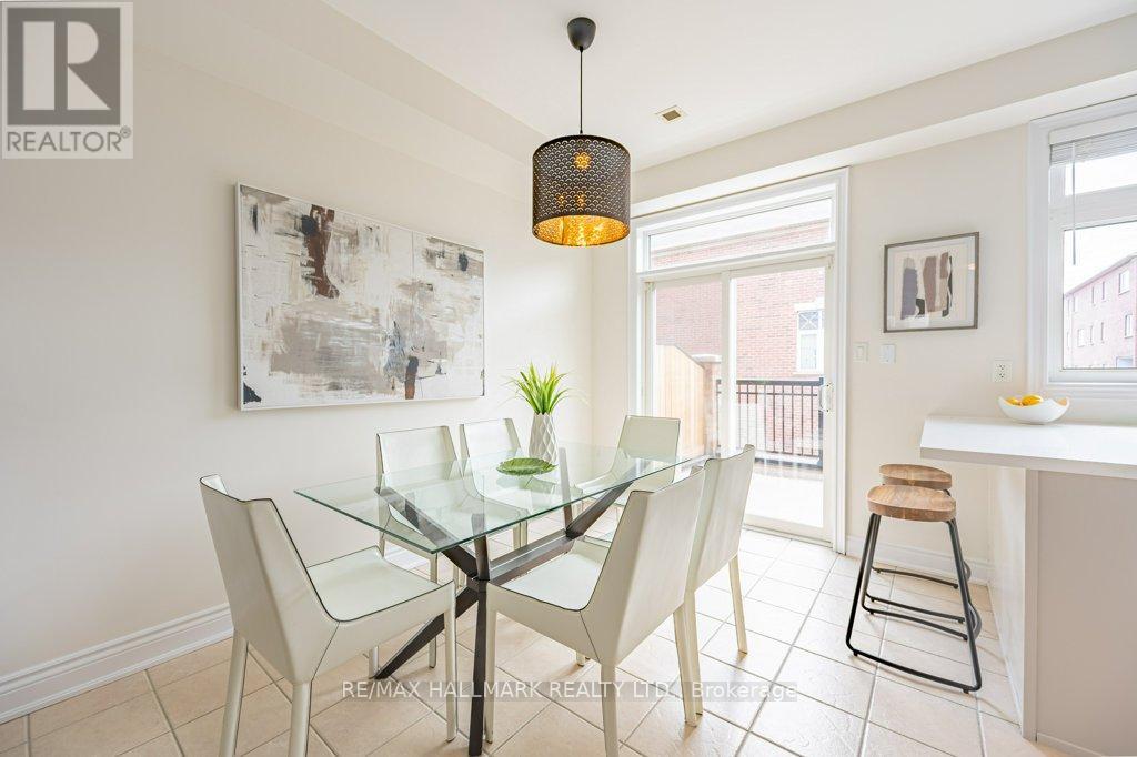 3 Chimes Lane, Toronto, Ontario  M8Y 4H8 - Photo 12 - W13490492