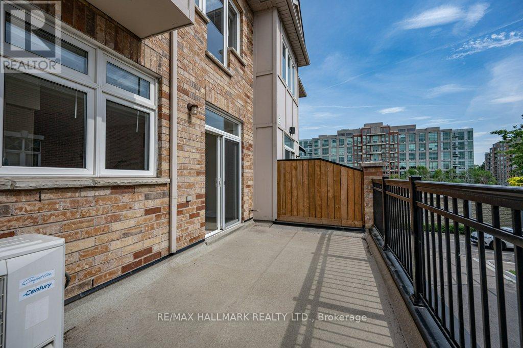 3 Chimes Lane, Toronto, Ontario  M8Y 4H8 - Photo 26 - W13490492