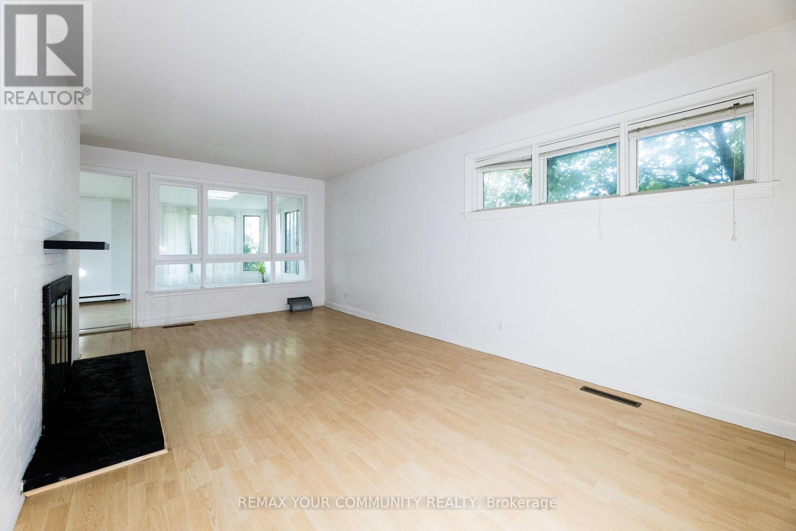 29 Wareham Drive, Mississauga, Ontario  L5M 1B8 - Photo 11 - W13490526